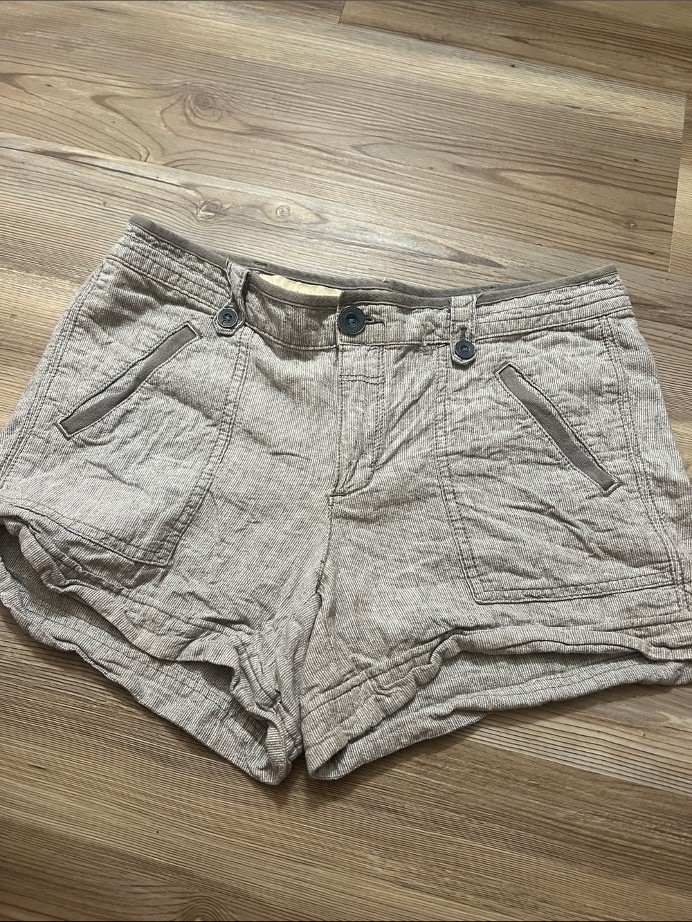 Pilcro and the Letterpress linen blend short